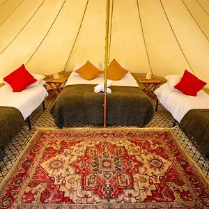 stansted-glamping.cambridgehotelsuk.com/